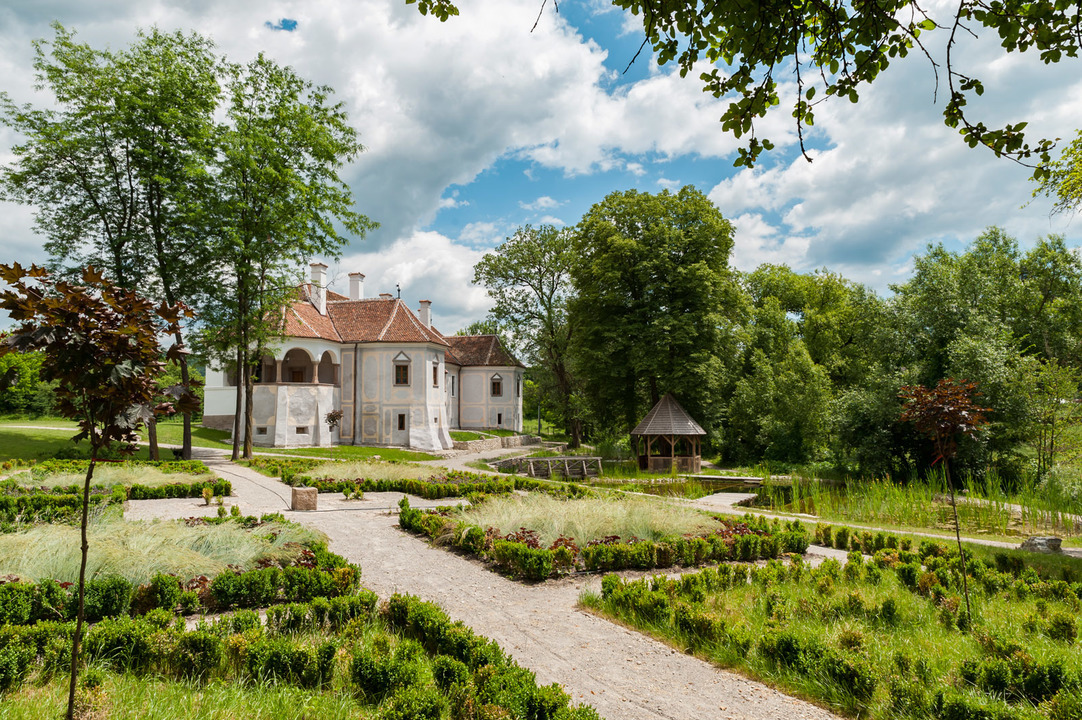 Kalnoky Castle - Museum of Transylvanian Life